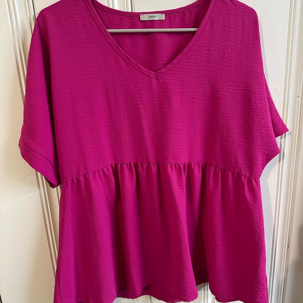 Women's Pink V-Neck Top